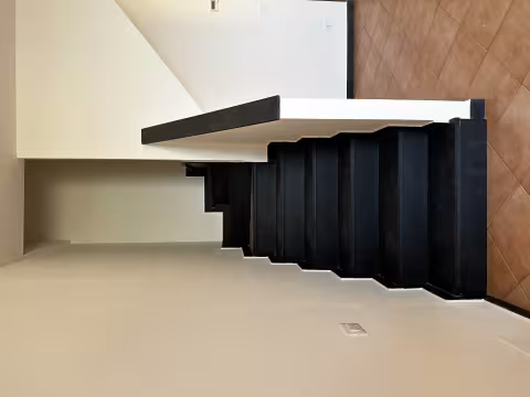 Via Prè: recupero e adeguamento 21 alloggi di E.R.P. da destinarsi all'abitare giovanile: Piazzetta dei Tintori