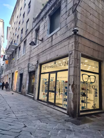 Innovazione tecnologica per la sicurezza nel Centro Storico: installazione sistemi di videosorveglianza - PINQUA-PROGETTO PILOTA-Int. 17