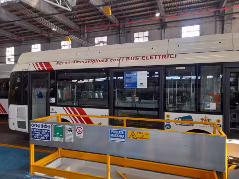 Rinnovo del parco mezzi AMT S.p.A. - Sostituzione degli attuali veicoli endotermici con autobus ad alimentazione elettrica e realizzazione delle relative infrastrutture di supporto all’alimentazione