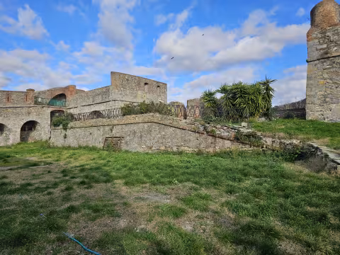 Restauro e valorizzazione del Sistema dei Forti e della Cinta Muraria: Forte Santa Tecla