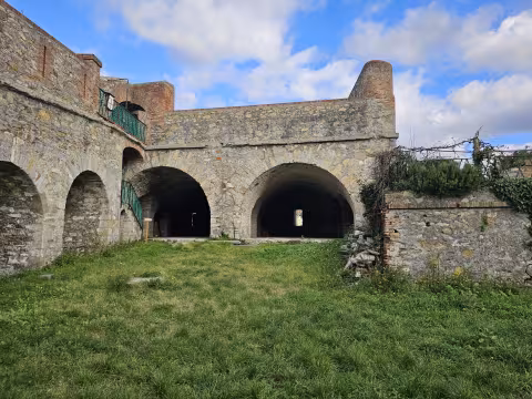Restauro e valorizzazione del Sistema dei Forti e della Cinta Muraria: Forte Santa Tecla
