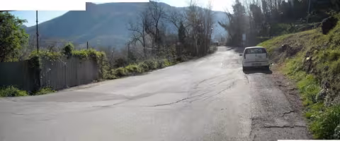 Riassetto idrogeologico e consolidamento della strada tra S. Eusebio e Bavari, Via Montelungo-Via Serino, nel bacino del Torrente Bisagno - Via Montelungo sede stradale prima dell'intervento