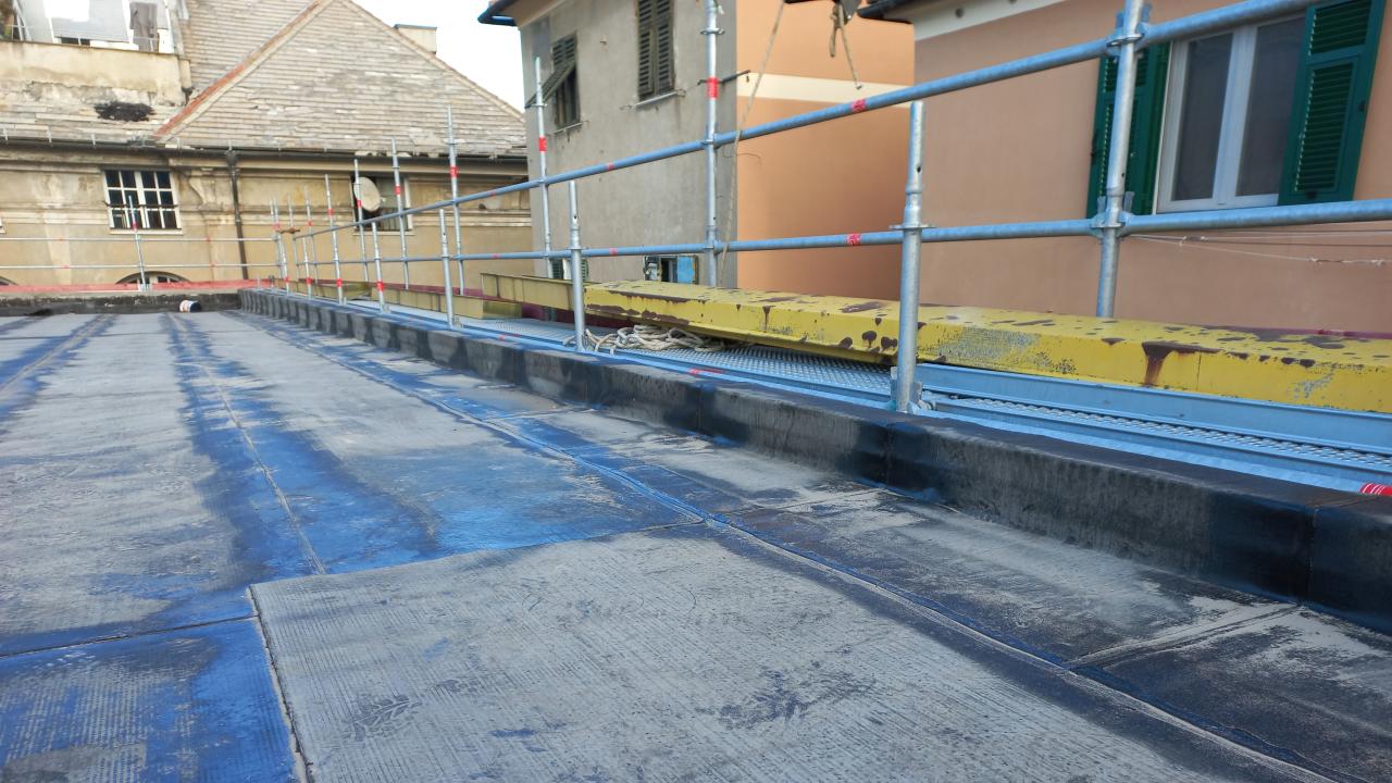 Centro Civico Buranello - Via Buranello 1: rifacimento copertura