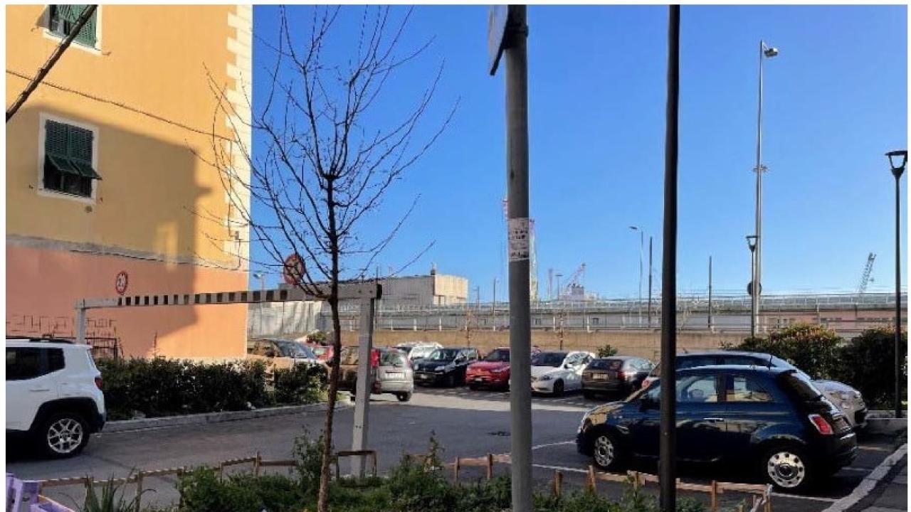 Lungomare Canepa: area parcheggio esistente
